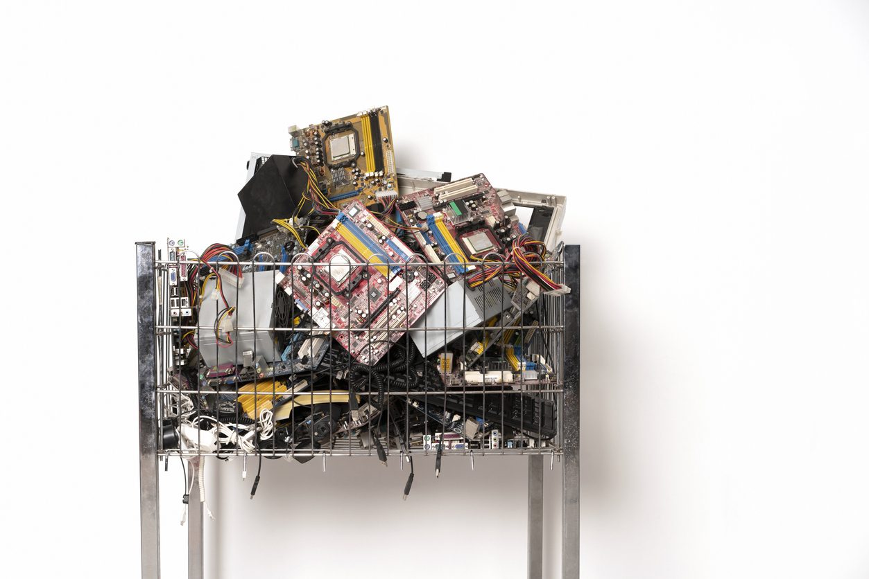 أجهزة إلكترونية