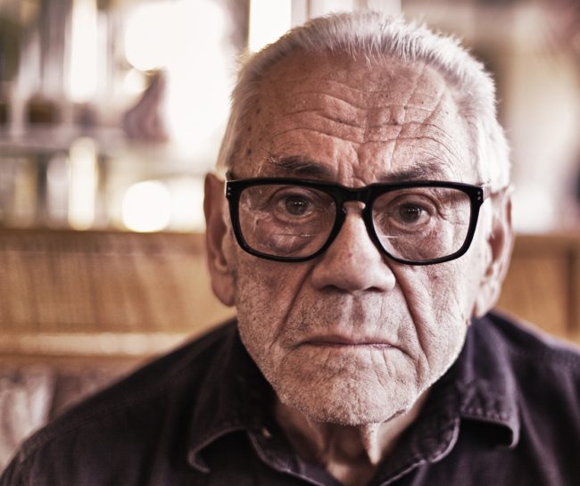 رسالة إلى مَن أكرمني وتمردت عليه: عذراً يا أبي