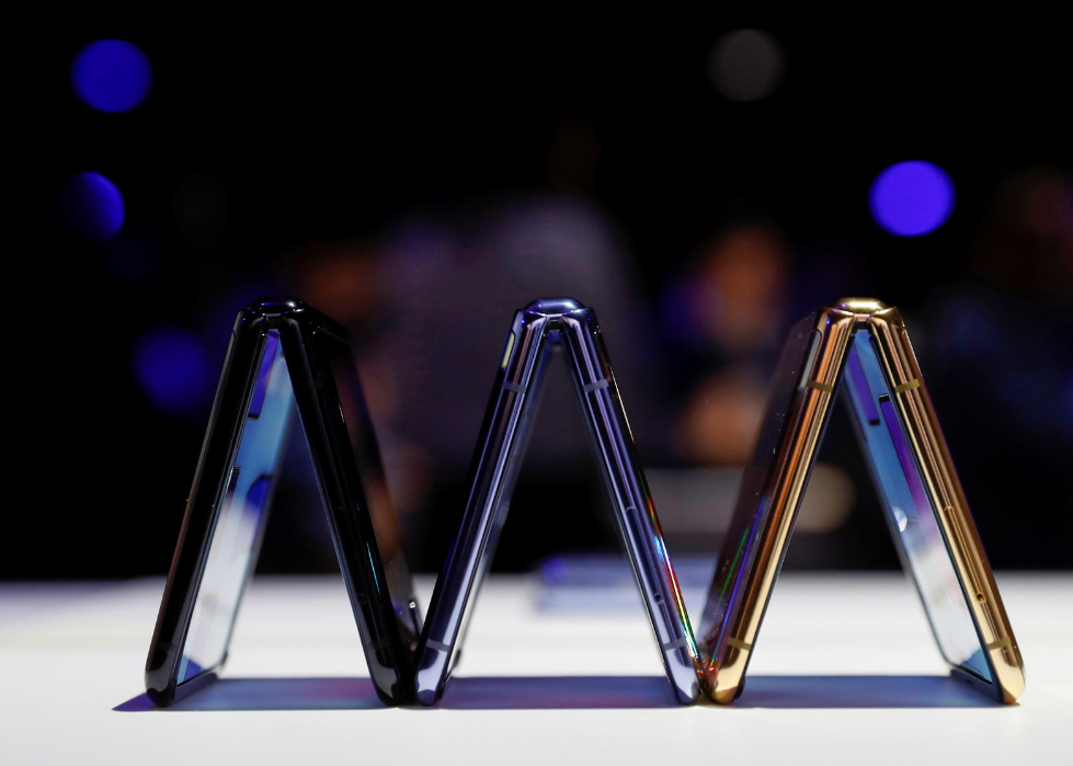 Reuters/ تسريبات هاتف سامسونغ القابل للطي الجديد