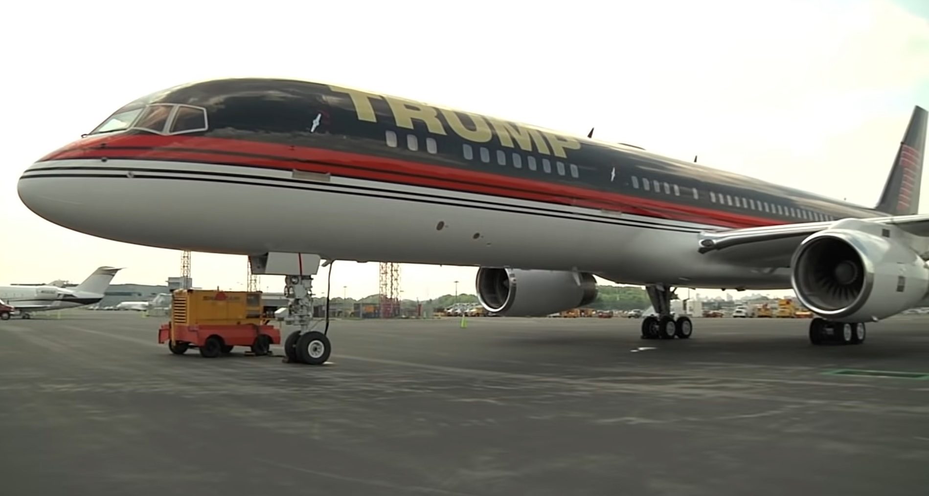 طائرة ترامب الخاصة