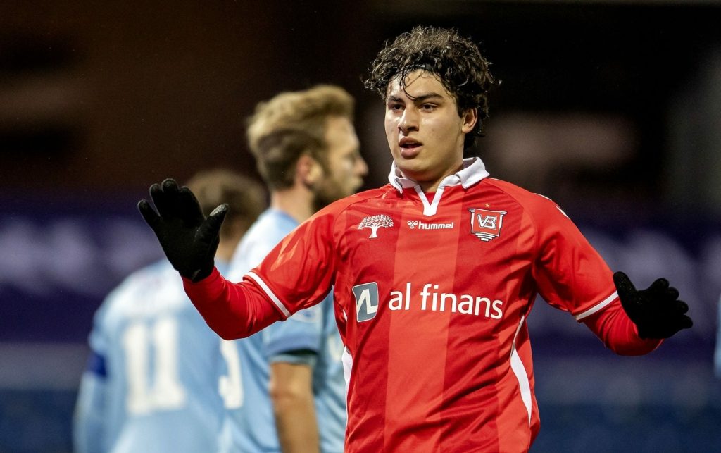 المهاجم الأفغاني وحيد فغير