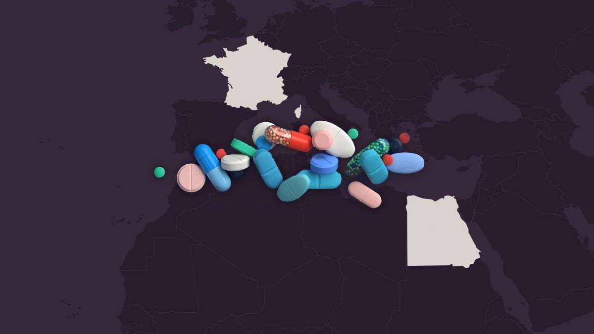 أدوية سرطان ومنشطات جنسية في طرود دبلوماسية.. “عربي بوست” يكشف طرق تهريب الأدوية المستوردة لمصر