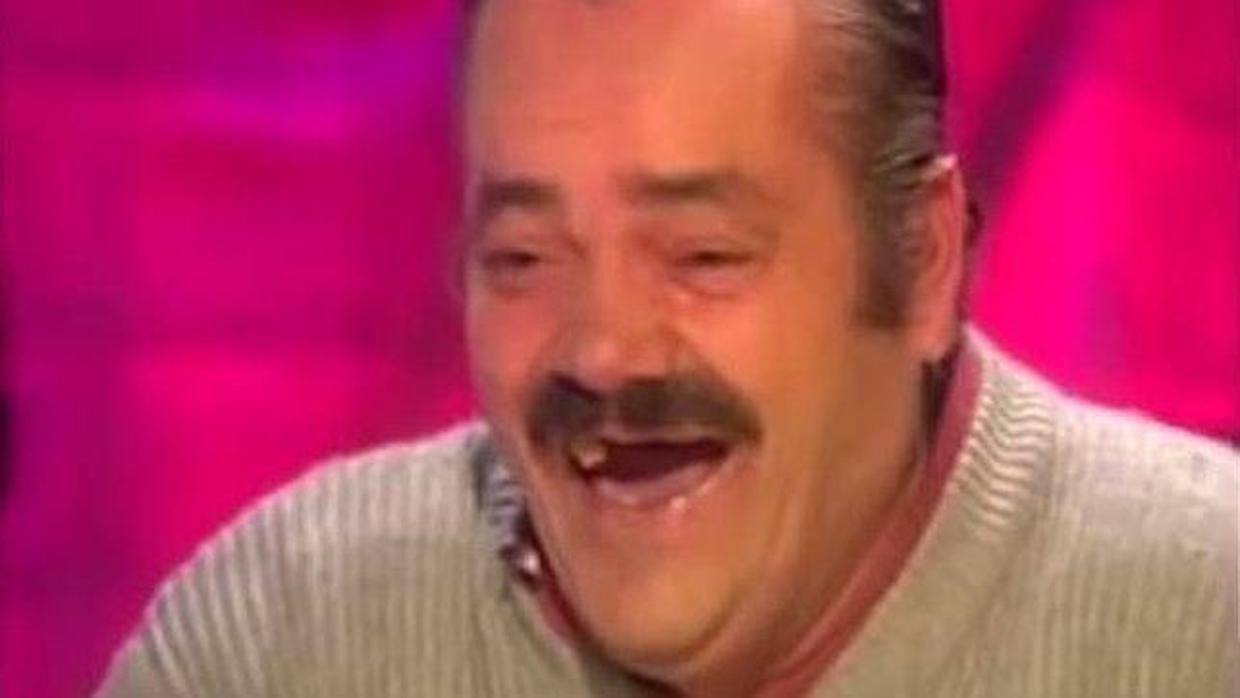 أضحك الملايين عبر العالم ومات في ظروف مأساوية.. وفاة الكوميدي “جويا” صاحب الضحكة العجيبة (فيديو)