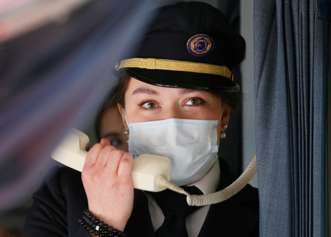 محكمة كورية جنوبية تغرم رئيس شركة طيران بسبب مضيفات الطيران.. رفض منحهن إجازة طمث