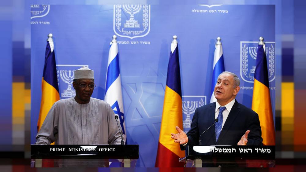 إدريس ديبي مع رئيس الوزراء الإسرائيلي بنيامين نتنياهو/رويترز