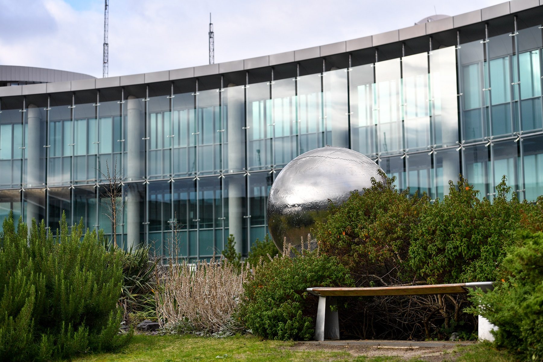 وكالة استخبارات بريطانيا