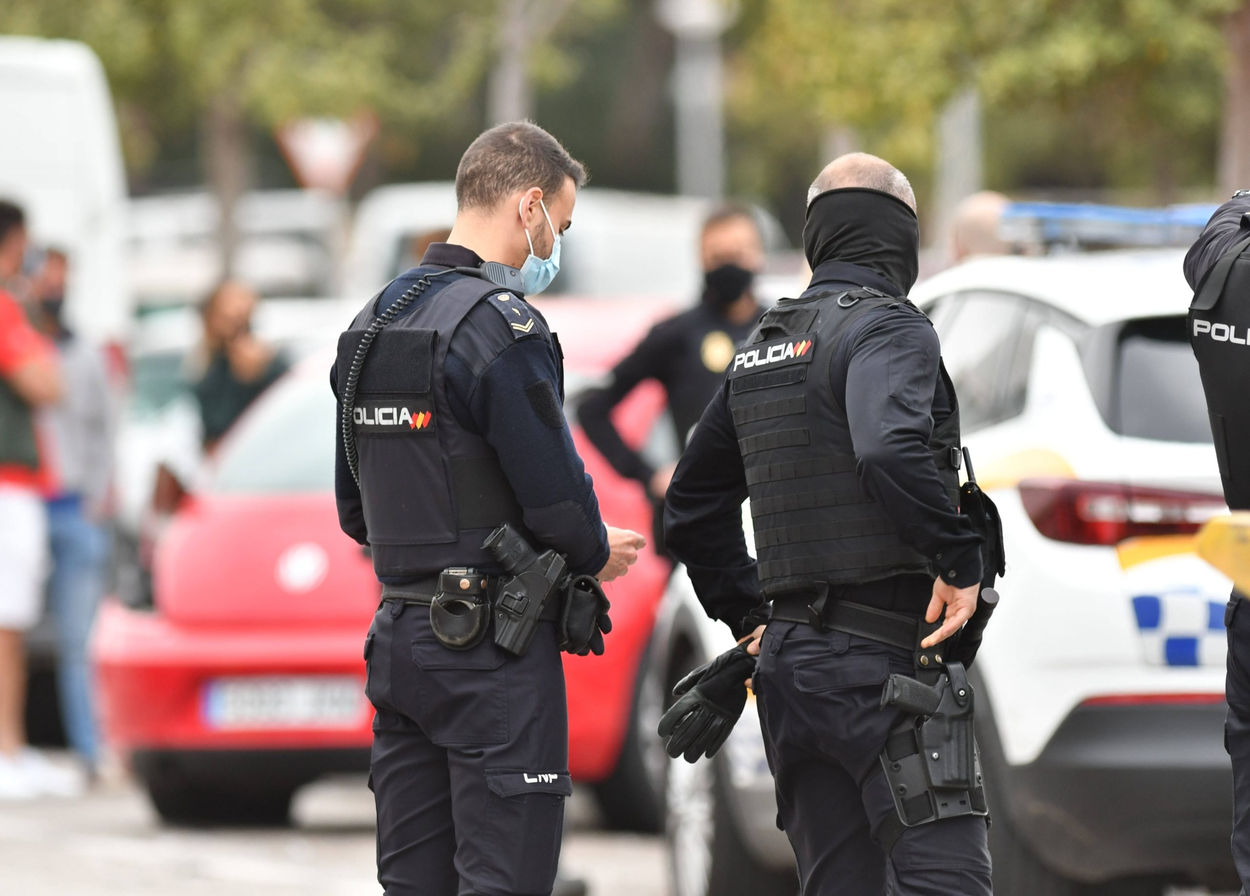 الشرطة الإسبانية مهاجرين سوريين