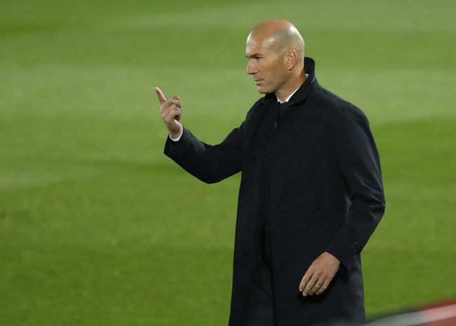 زيدان رفض الإفصاح عن موقفه من دوري السوبر الأوروبي