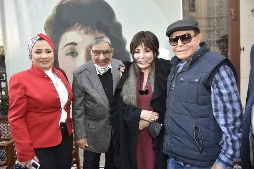 جانب من احتفالية الجامعة الأمريكية بالفنانة لبنى عبد العزيز