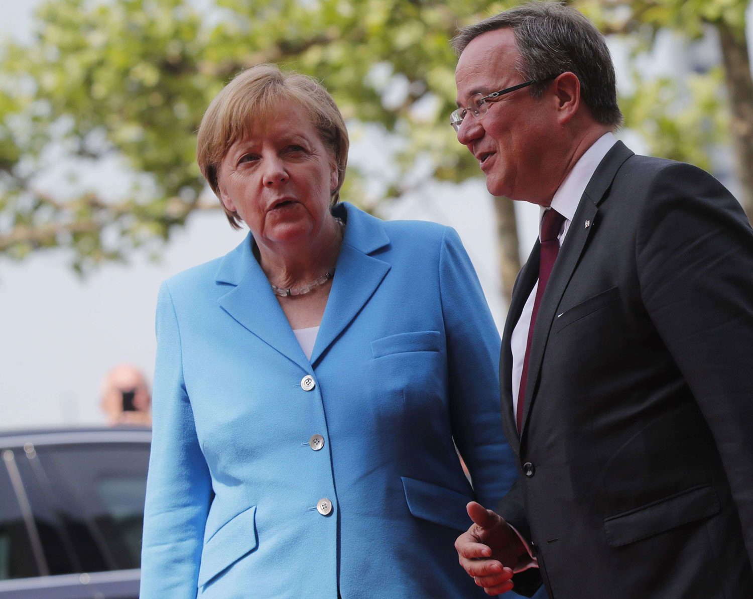 لعبة “تكسير عظام” بين المحافظين في ألمانيا.. صراع داخلي يسيطر على السباق لخلافة ميركل