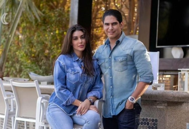 ياسمين صبري وأبو هشيمة يحتفلان بعيد زواجهما الأول.. ظهرا بإطلالة “كاجوال”