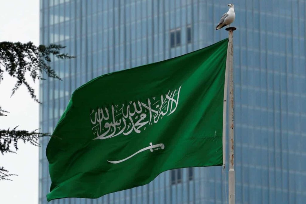 مسؤولون سعوديون وإيرانيون