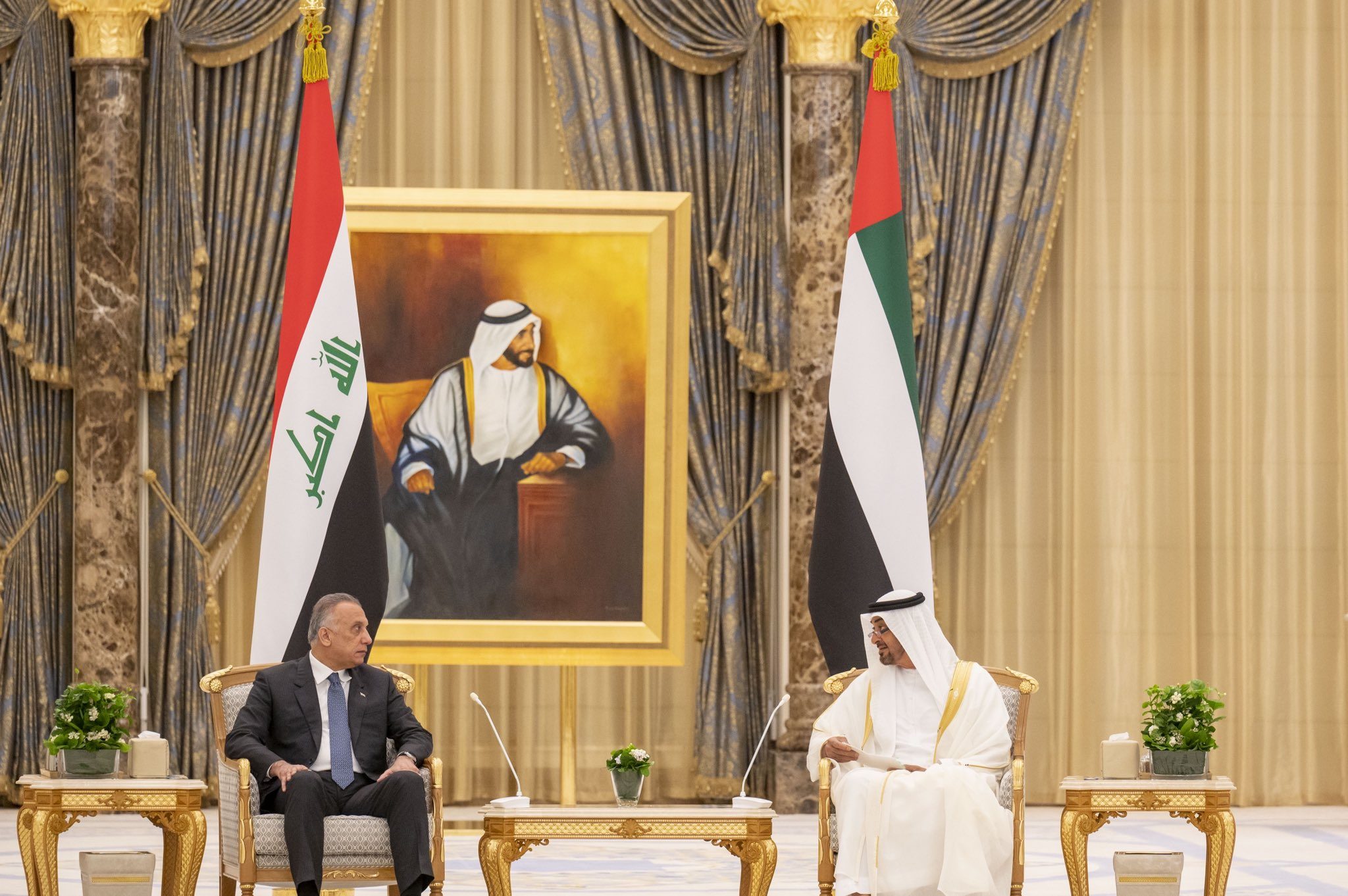 الكاظمي يختتم زيارة إلى الإمارات.. أبوظبي تتعهد باستثمار 3 مليارات دولار في العراق