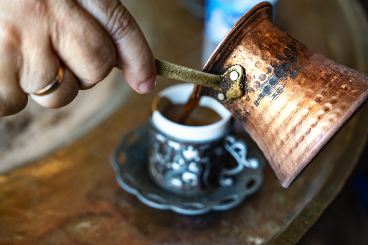 أطعمة تسبب العطش