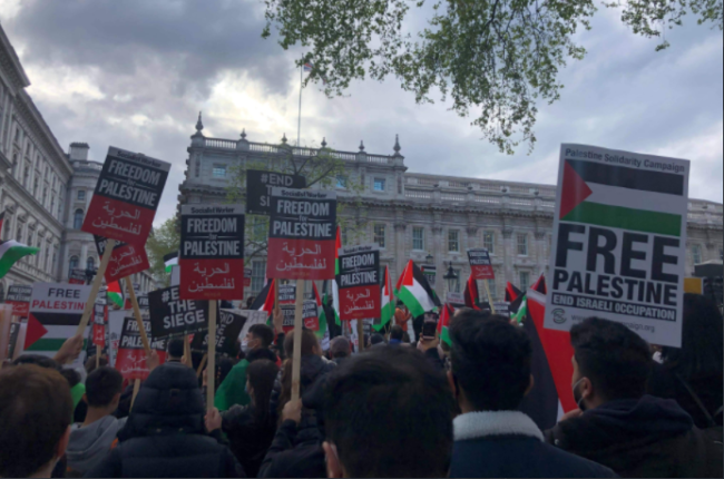 العدوان الإسرائيلي على غزة يُحدث انقسامات سياسية بنيويورك.. مرشح لمنصب العمدة يتراجع عن دعم تل أبيب