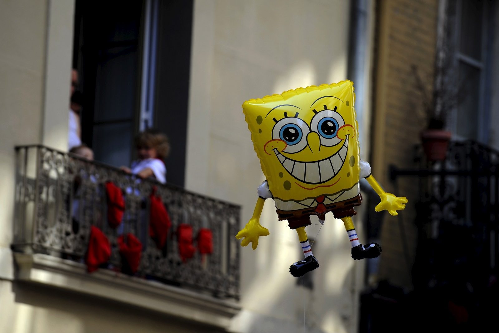 مصاصات سبونج بوب