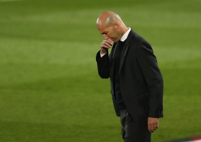 رسالة صريحة وغاضبة من زيدان بعد تركه ريال مدريد.. تحدث عن خذلانه والأمر الذي أحزن قلبه