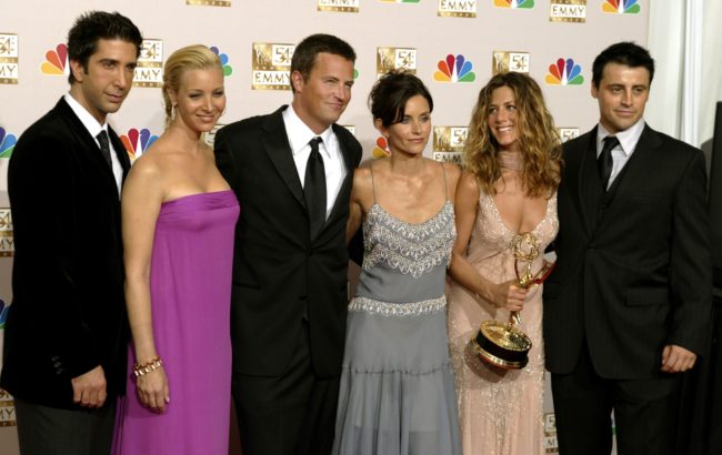 بطلات “Friends” يجتمعن مجدداً بعد حلقة “لم الشمل”.. احتفلن معاً بعيد الاستقلال الأمريكي