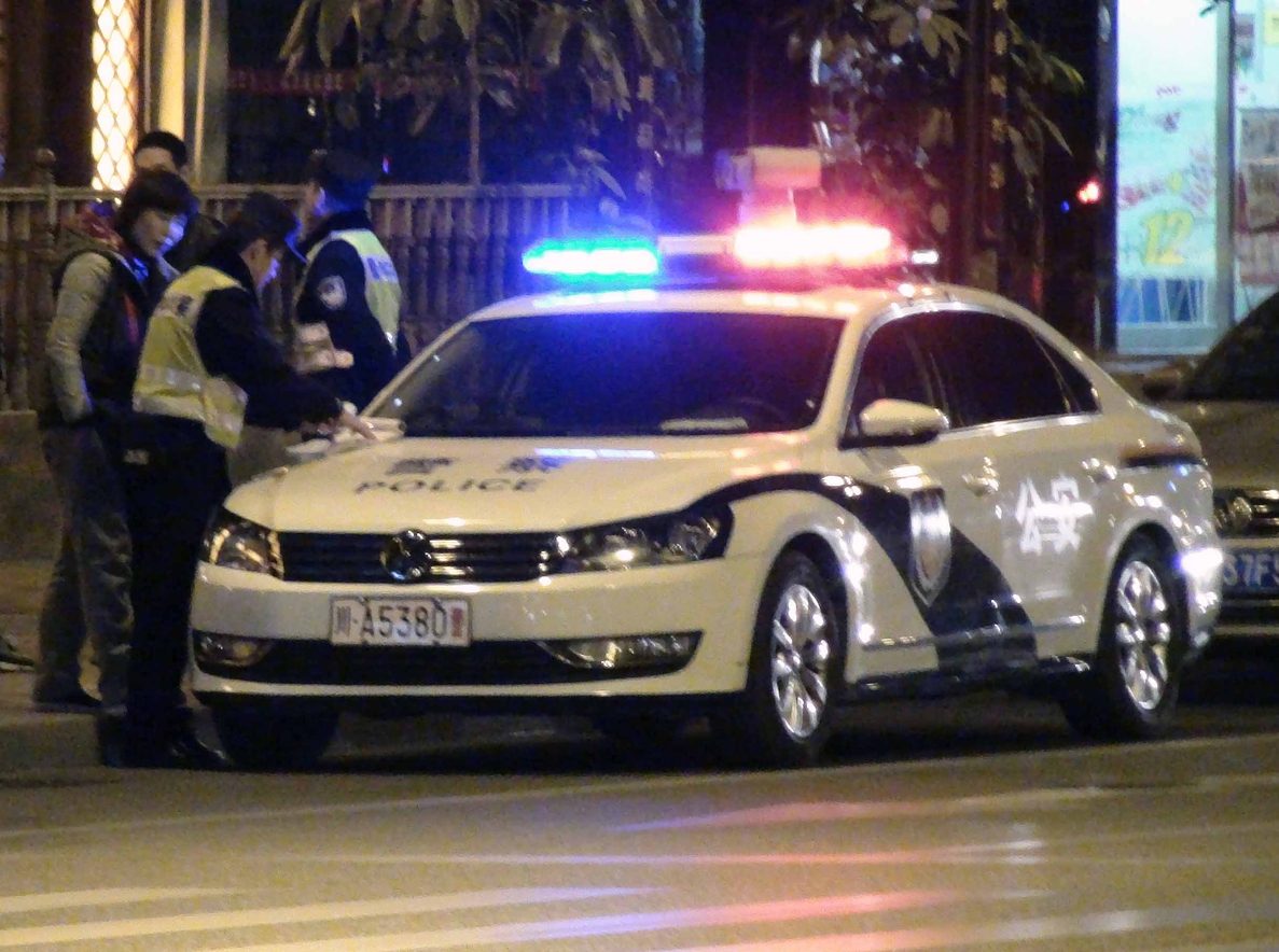 رجل يبيع طفله في الصين ليحقق حلمه