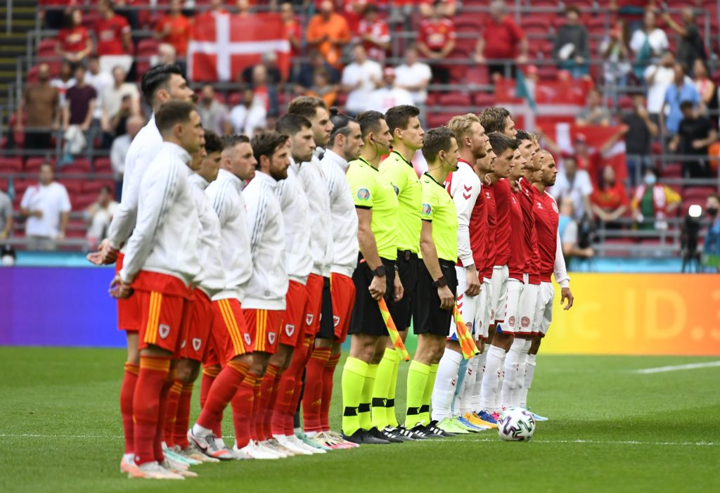 حدث تاريخي في مباراة الدنمارك وويلز (رويترز)