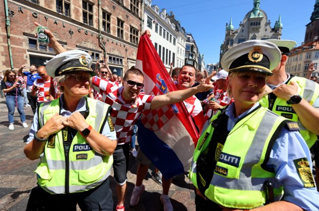 أزمة المغرب وإسبانيا تخيِّم على كأس أوروبا.. مدريد تطلب تعاوناً أمنياً من الرباط خوفاً من خطر الإرهاب