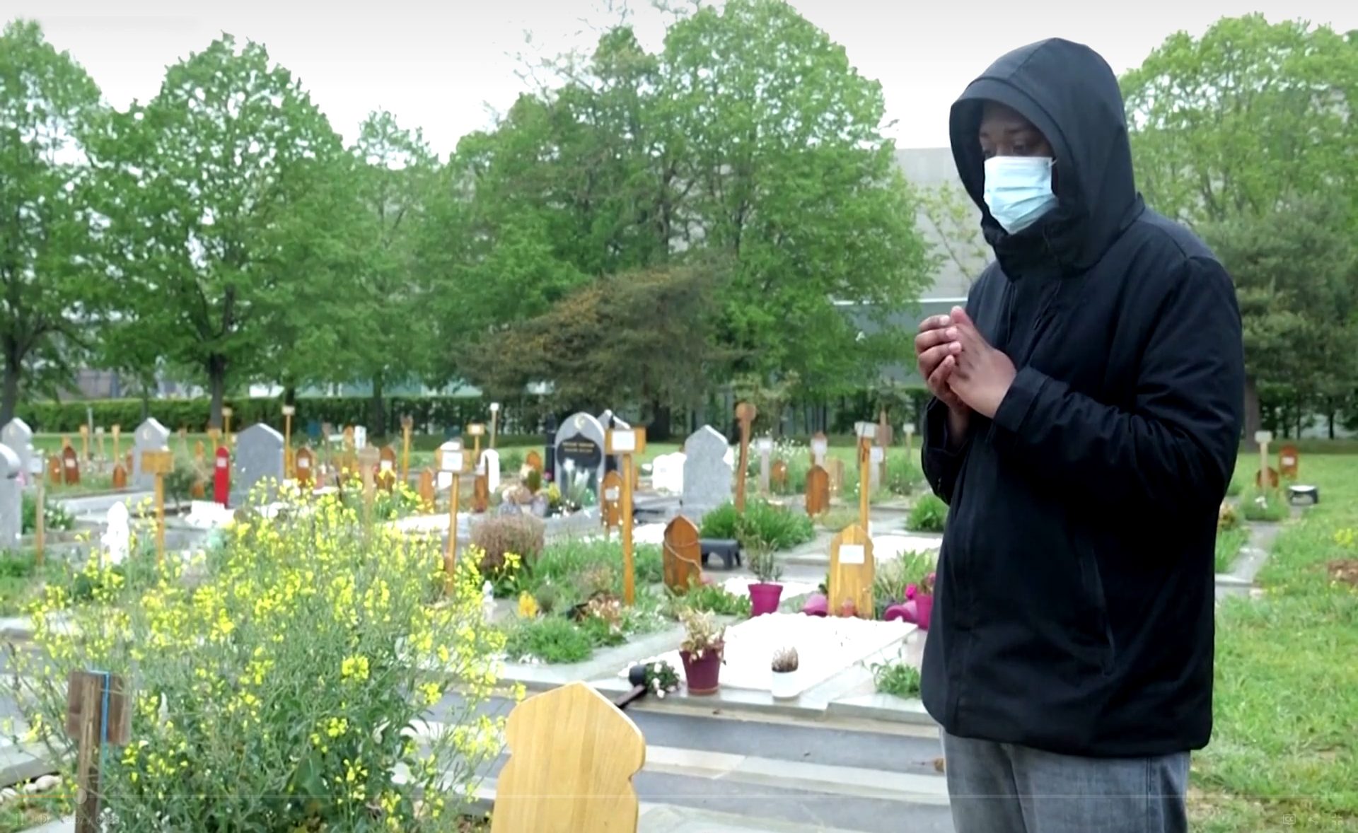 “دفعنا ثمناً غالياً”.. تقرير: معدل وفيات كورونا عند المسلمين الفرنسيين أعلى كثيراً منه بين سكان البلاد