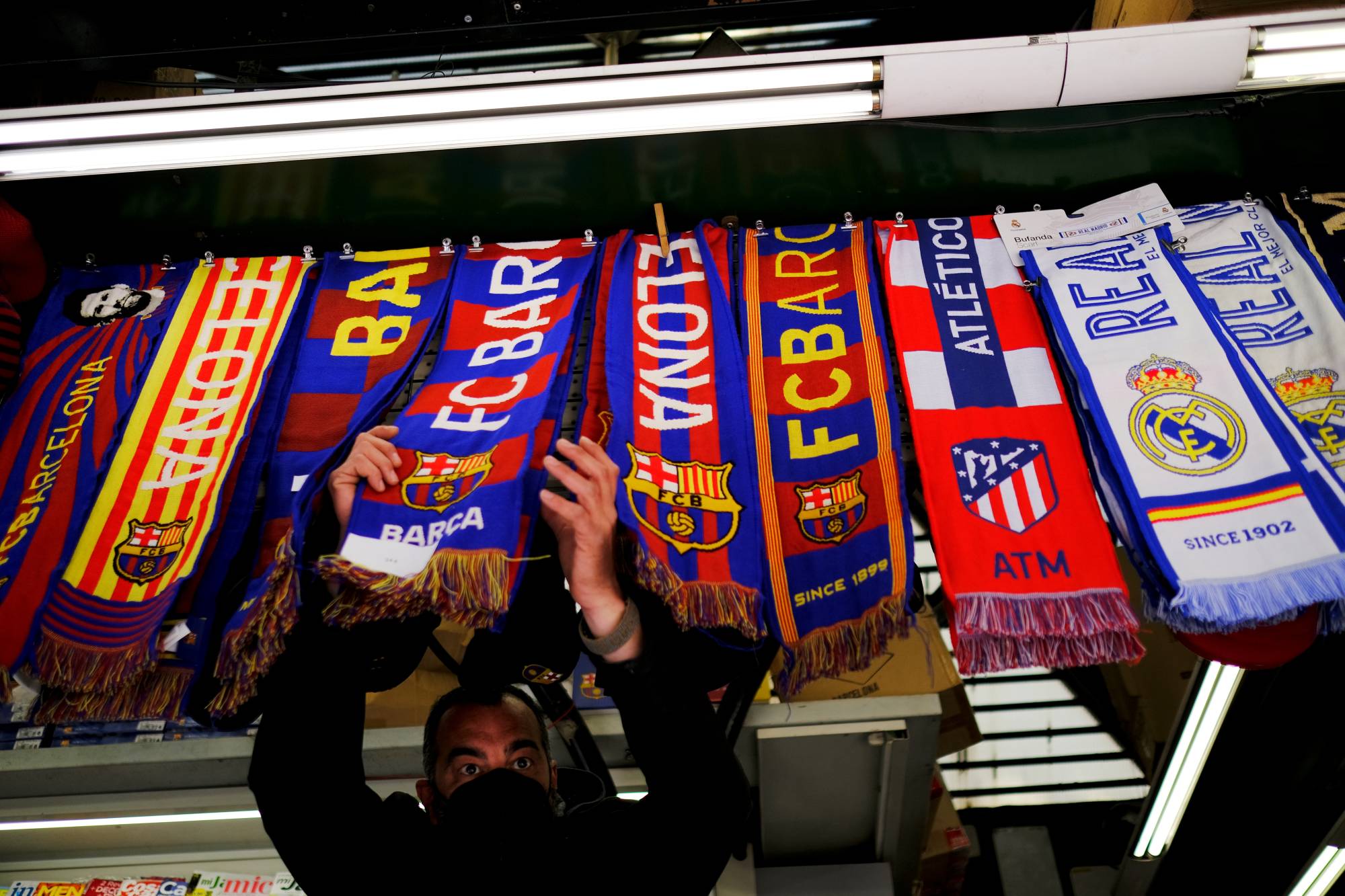 يويفا لن يحرم أي فريق من المشاركة في دوري الأبطال