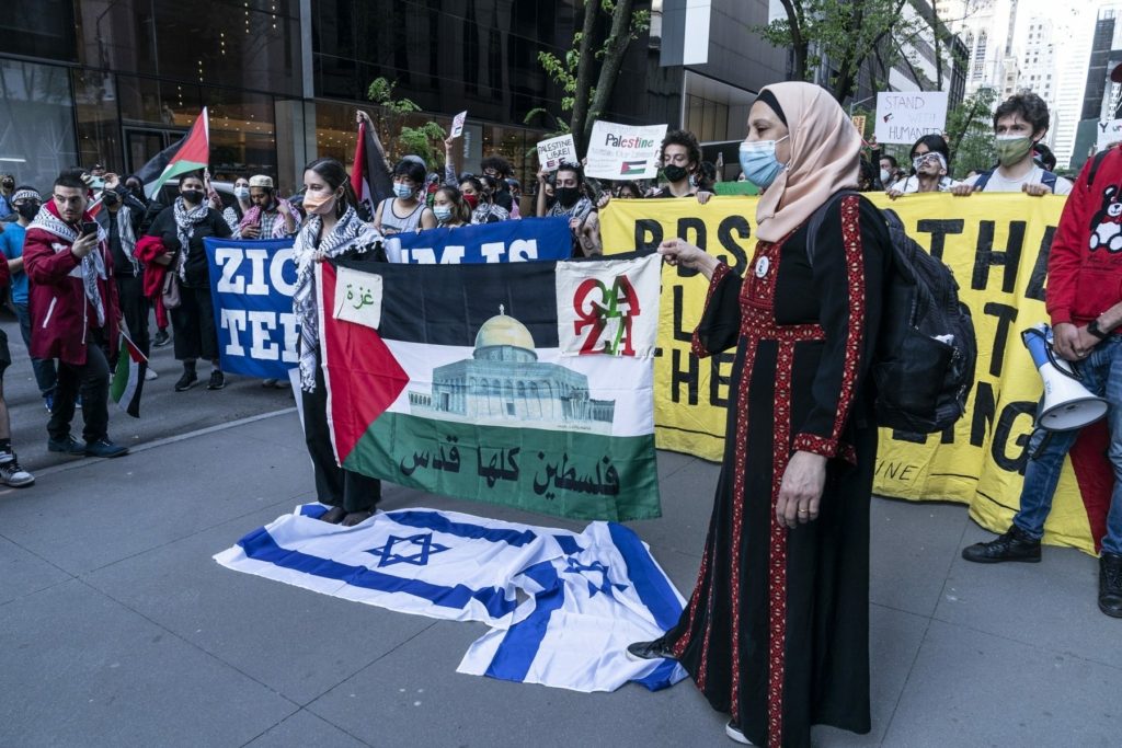 فلسطين كونيل ويست هارفارد