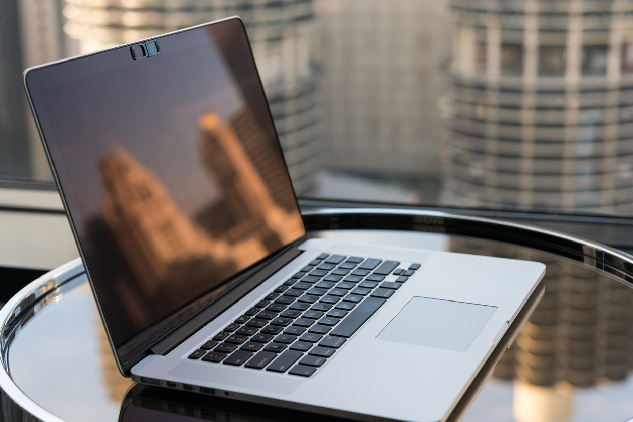 تتحكم في الوصول إلى الكاميرا على جهاز Mac؟