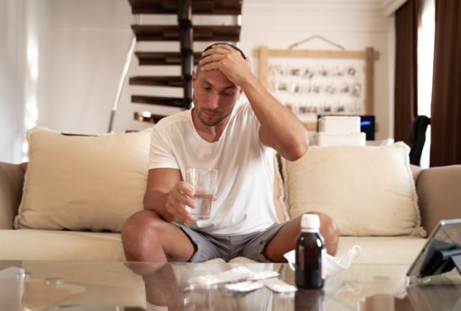 يؤدي للاكتئاب وتدمير الحياة الجنسية.. تعرَّف على أنواع التوتر وكيفية قياس مستواه لدى كل شخص