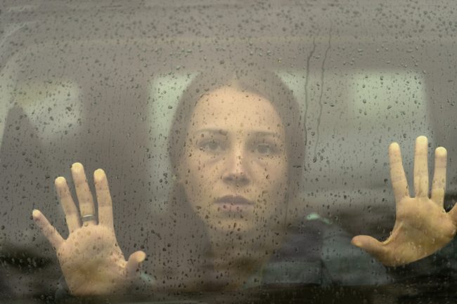 كن لطيفاً فإن لم تستطع لا تكن وغداً.. حكاية فتاة ماتت غيرت نظرتي للحياة