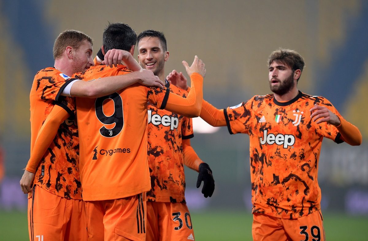 لاعب يوفنتوس السابق لكرة القدم مانولو بورتانوفا (رويترز)