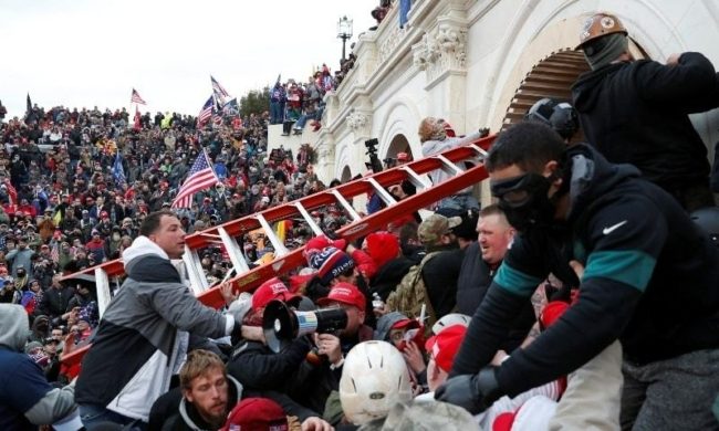 بالأرقام.. الإرهاب الأبيض أخطر على أمريكا من التطرف الإسلامي، ولكن لماذا أصر قادتها على تجاهله؟