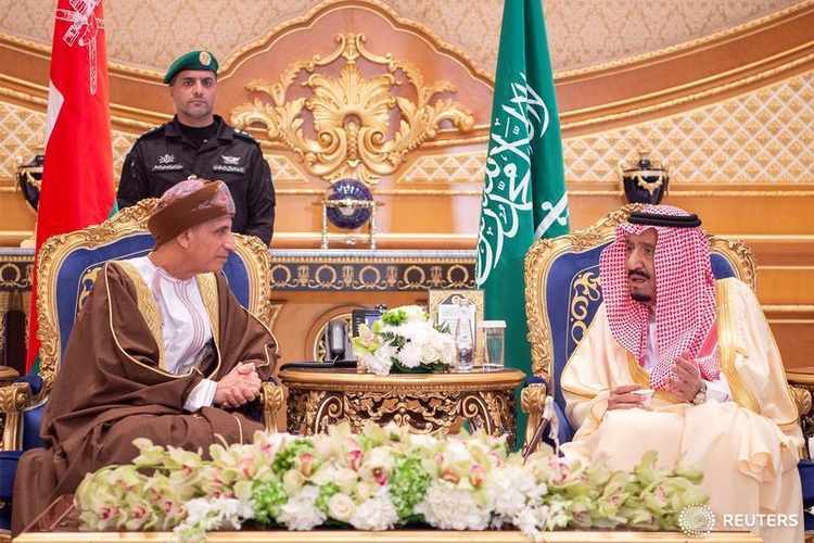 افتتاح طريق دولي بين الرياض ومسقط يثير جدلاً بمواقع التواصل لتزامنه مع الخلاف السعودي الإماراتي