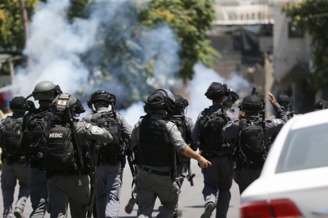 مسيرات ضد التهجير والاستيطان الإسرائيلي وأخرى منددة بـ”القمع السياسي” للسلطة بالقدس والضفة