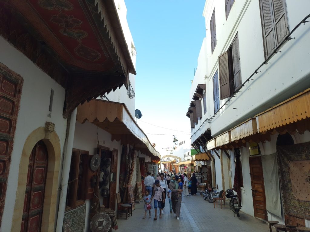 شارع القناصل في المغرب - خاص