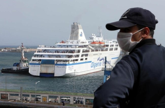 تحذيرات من تنامي التهريب.. كيف أصبحت الجزائر “مركزاً ناشئاً” للكوكايين الذي يصل إلى شواطئ بريطانيا؟