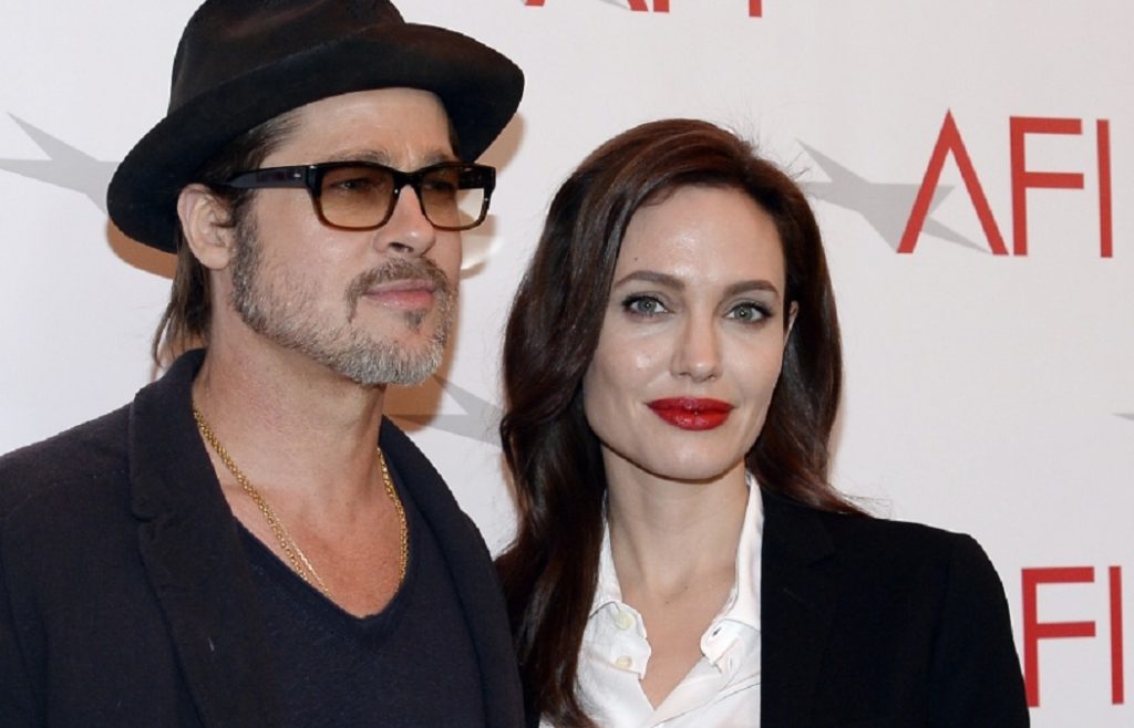 أنجلينا جولي براد بيت القاضي