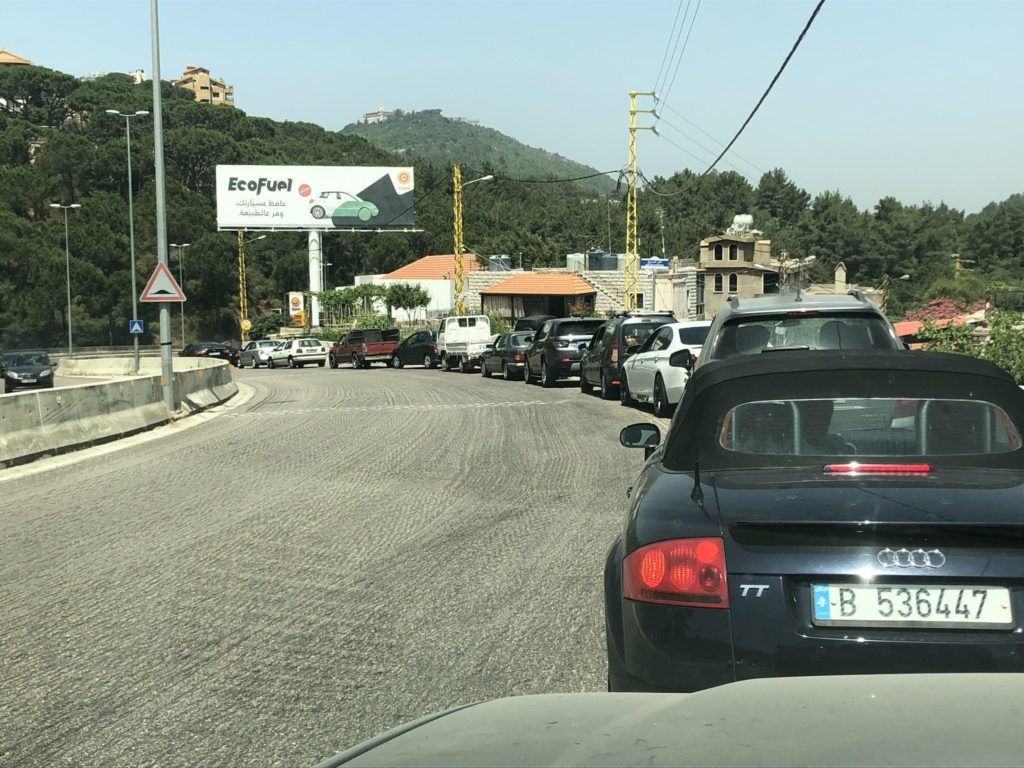 لبنان يعاني من أسوأ أزمة اقتصادية في تاريخه