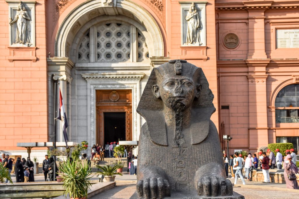 التاريخ