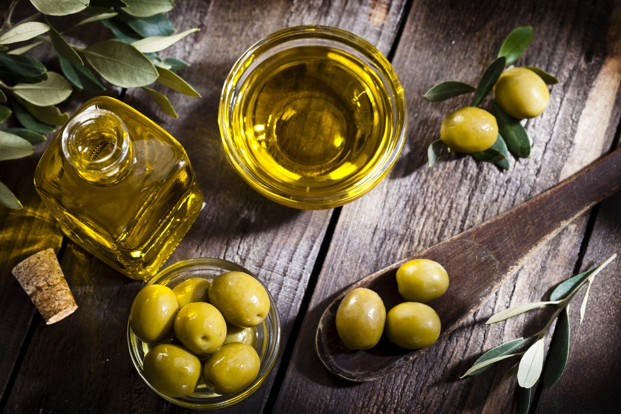 istock - زيت الزيتون البكر الأصلي