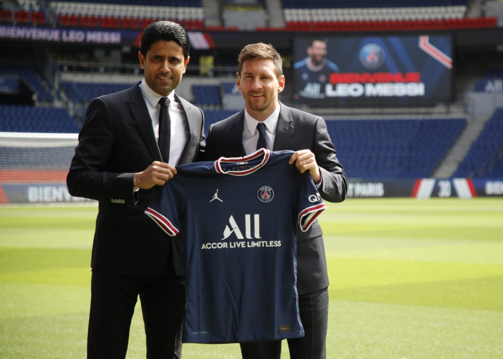 صفقة ميسي قد تكون الأهم في تاريخ كرة القدم (رويترز)