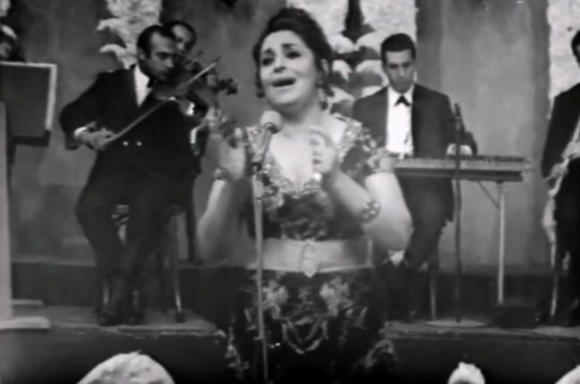 غارت منها وخافت أن تخطف منها الأضواء.. من هي سعاد محمد التي حاربتها أم كلثوم؟