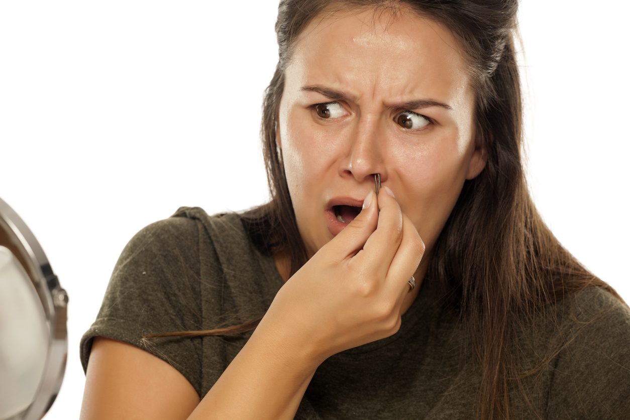 iStock/ هل شعر الأنف يحمينا من العدوى الفيروسية؟