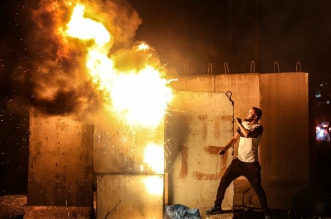 قوات الاحتلال تصيب أكثر من 100 فلسطيني في “انتفاضة الأسرى” بالضفة.. بعضهم أصيب بالرصاص الحي (فيديو)