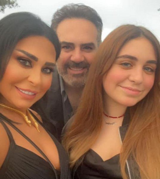 فيديو لزوجة وائل جسار تتحدث فيه عن زواجهما.. انفصلت عن خطيبها قبل زفافهما بأيام من أجل العودة للفنان اللبناني