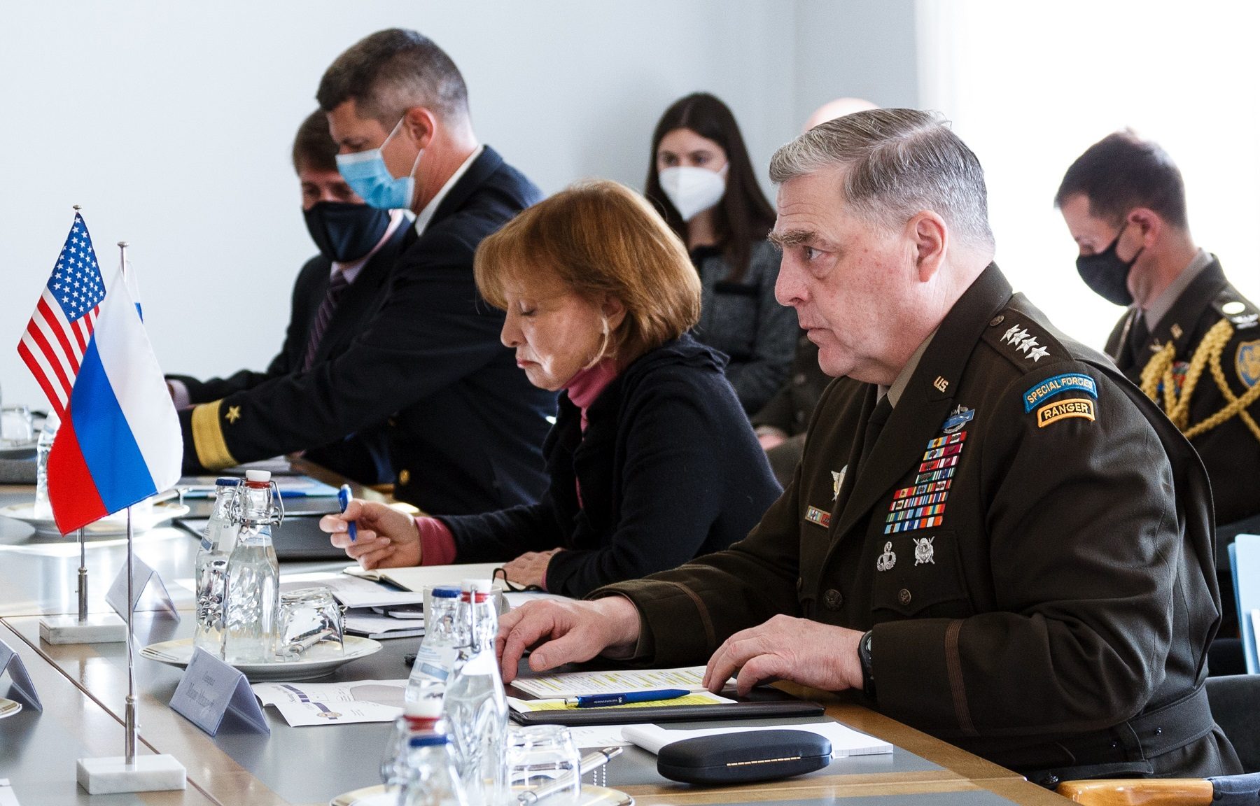 الجيشين الأمريكي والروسي أمريكا روسيا