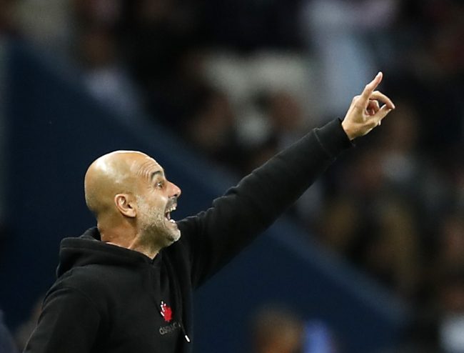 “لقد وقعت في حُبه”.. غوارديولا يتجاهل ميسي ويُبدي إعجابه بنجم باريس سان جيرمان