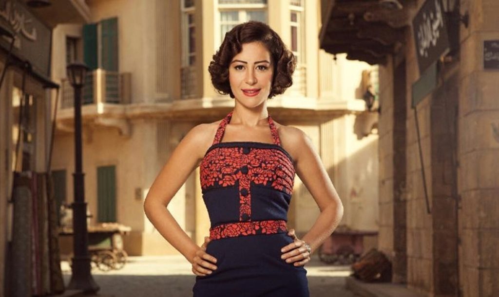 سعادة بترشيح منة شلبي لجائزة إيمي.. أول ممثلة مصرية تُرشح للجائزة العالمية