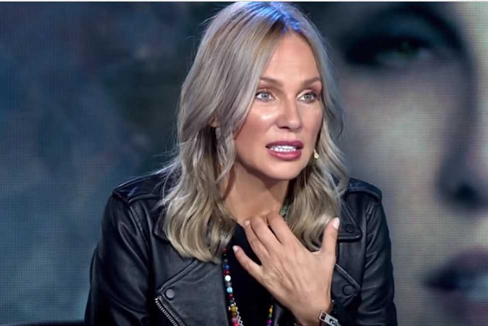 شيرين رضا عمرو دياب